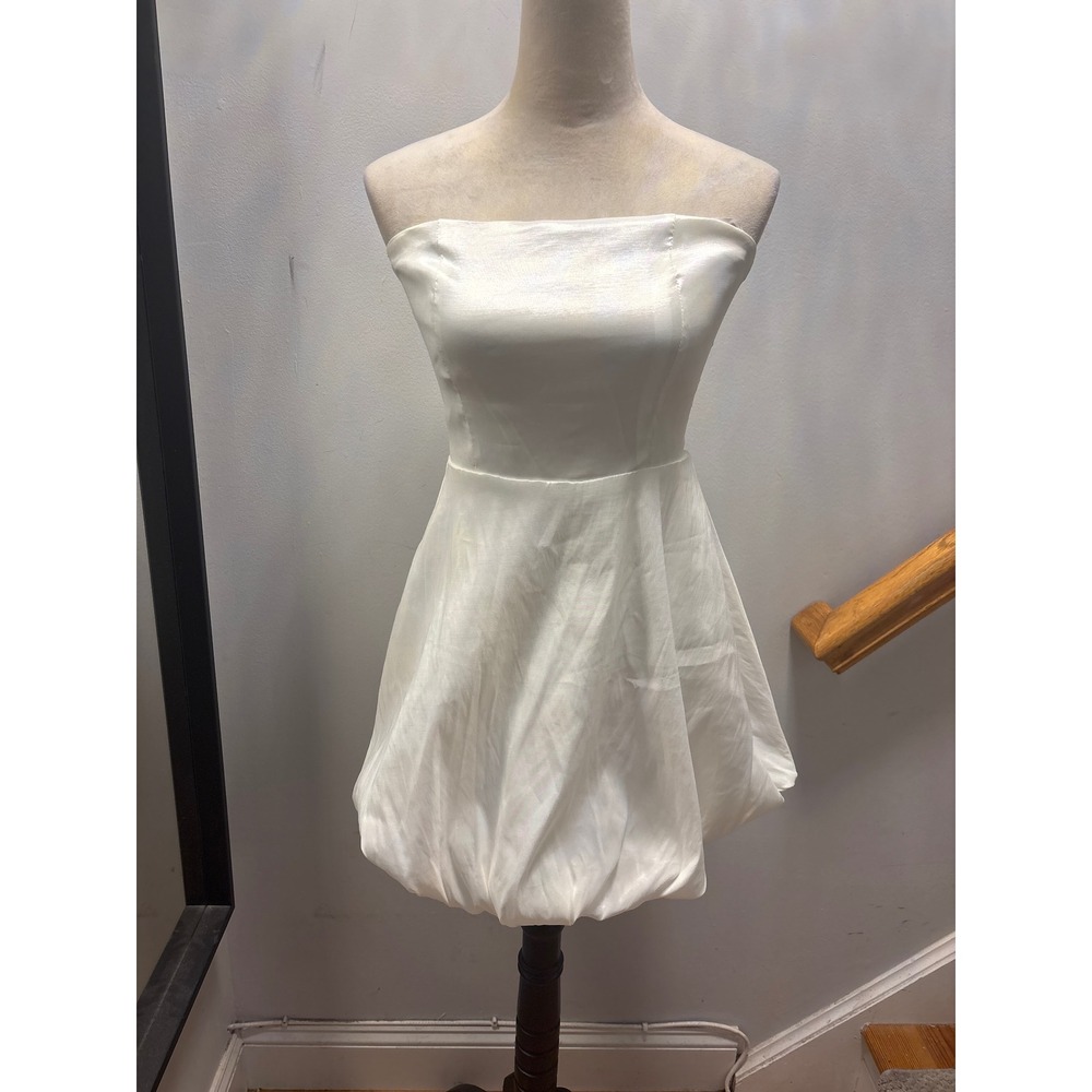 lulus Strapless Bubble Hem Mini Dress Womens Small White Cocktail